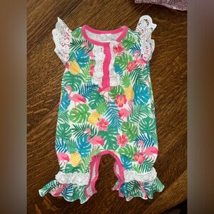 Infant girls romper